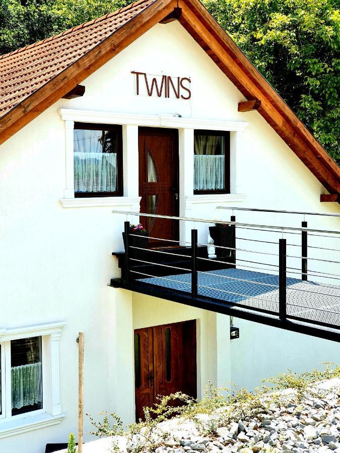 Twins Apartments โซวาตา ภายนอก รูปภาพ