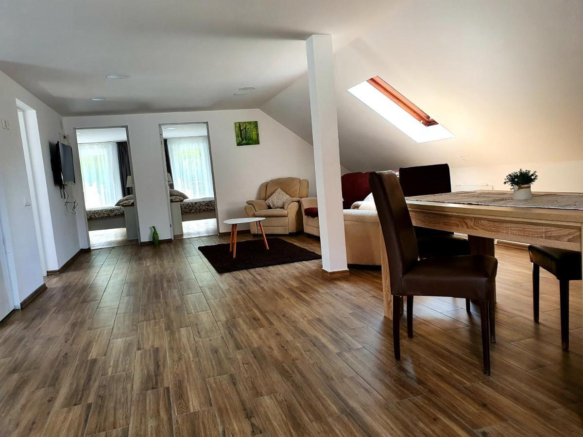Twins Apartments โซวาตา ภายนอก รูปภาพ